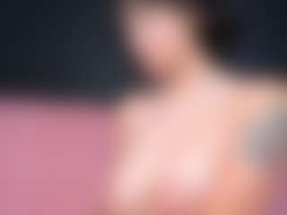 Giannasue's Live Sex Cam Show