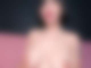 Giannasue's Live Sex Cam Show