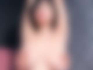 Giannasue's Live Sex Cam Show