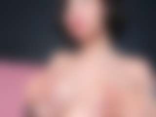 Giannasue's Live Sex Cam Show