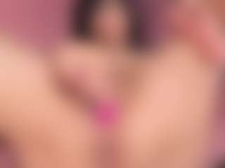 Giannasue's Live Sex Cam Show