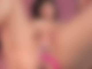 Giannasue's Live Sex Cam Show