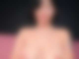 Giannasue's Live Sex Cam Show