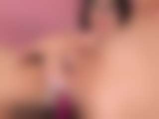 Giannasue's Live Sex Cam Show