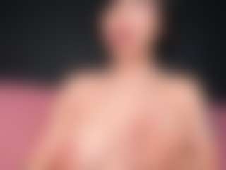 Giannasue's Live Sex Cam Show