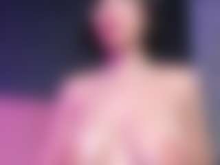 Giannasue's Live Sex Cam Show