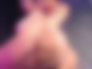 Live cam show with Giannasue - Tattoos on TeamSkeetLive