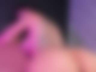 Live cam show with Giannasue - Kink on Mixed Magazine Live