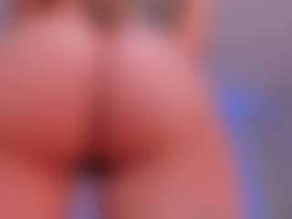 Live cam show with Bianca Pierce - Fuck on Cam Slut