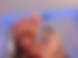 Live cam show with Bianca Pierce - MILF Teen (18+) on crypto-cams
