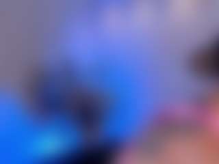 Live cam show with Bianca Pierce - Petite MILF on SquirtSoMuch