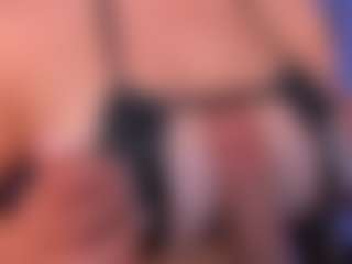 Bianca Pierce's Live Sex Cam Show