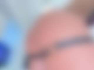 Live cam show with ScarletAndTom - Curvy on Fapmatic.com