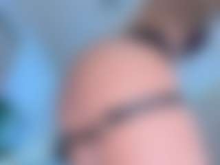 Live cam show with ScarletAndTom - Big Ass on boobsie.com