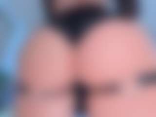 ScarletAndTom's Live Sex Cam Show