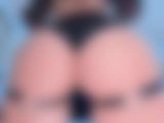 ScarletAndTom's Live Sex Cam Show