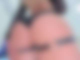 Live cam show with ScarletAndTom - Athletic on instabang