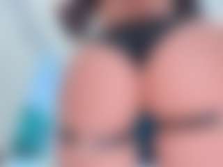 Live cam show with ScarletAndTom - Blonde Hair on Milf Play