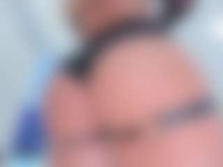 Live cam show with ScarletAndTom - Sexy on sexytreat.net