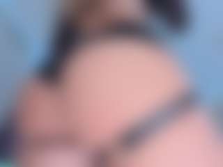 ScarletAndTom's Live Sex Cam Show