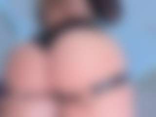 Live cam show with ScarletAndTom - Solo Show on 1on1-livenow