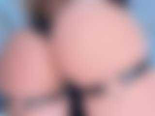 ScarletAndTom's Live Sex Cam Show