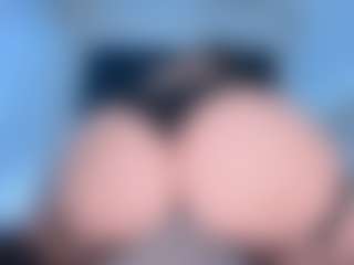 ScarletAndTom's Live Sex Cam Show