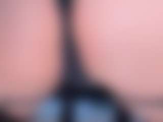 Live cam show with ScarletAndTom - Cock Rating on Free Soda