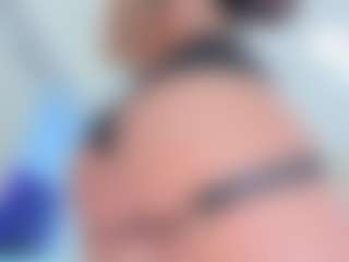 ScarletAndTom's Live Sex Cam Show