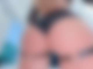 Live cam show with ScarletAndTom - Big Ass on Cam Slut