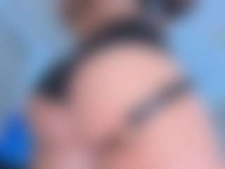 ScarletAndTom's Live Sex Cam Show