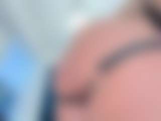 Live cam show with ScarletAndTom - Findom on instabang