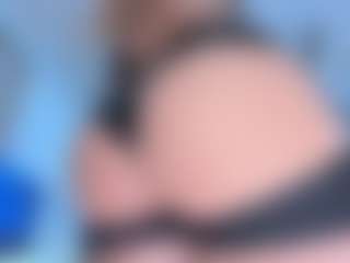 ScarletAndTom's Live Sex Cam Show