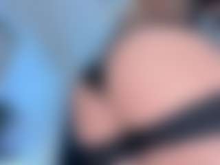 ScarletAndTom's Live Sex Cam Show