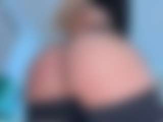 ScarletAndTom's Live Sex Cam Show