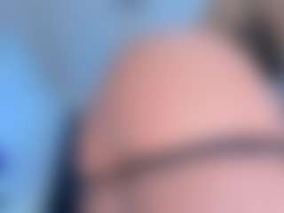 ScarletAndTom's Live Sex Cam Show