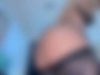 ScarletAndTom's Live Sex Cam Show