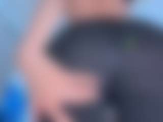 ScarletAndTom's Live Sex Cam Show