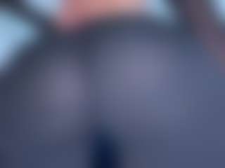 ScarletAndTom's Live Sex Cam Show