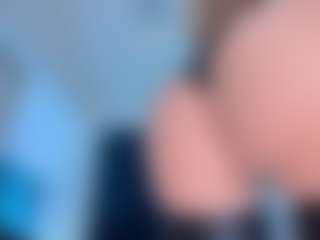 ScarletAndTom's Live Sex Cam Show