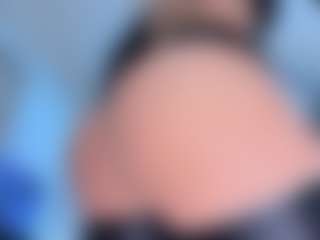 Live cam show with ScarletAndTom - Cock Rating on Gym Cam Girls