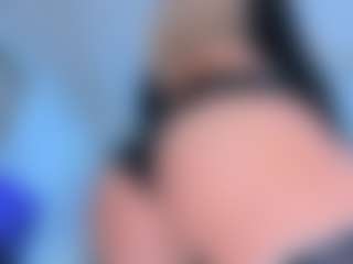 ScarletAndTom's Live Sex Cam Show
