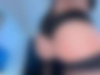 ScarletAndTom's Live Sex Cam Show