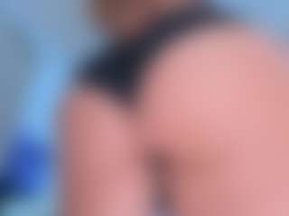 ScarletAndTom's Live Sex Cam Show