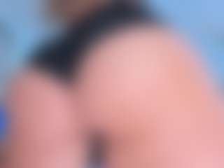 ScarletAndTom's Live Sex Cam Show