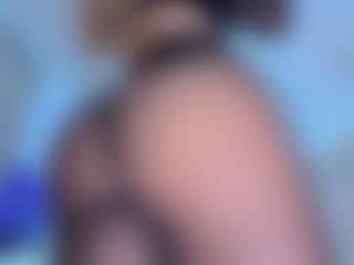 ScarletAndTom's Live Sex Cam Show