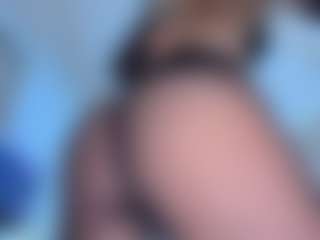 Live cam show with ScarletAndTom - Big Ass on SquirtSoMuch