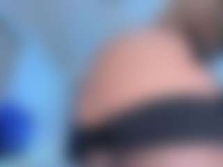 Live cam show with ScarletAndTom - White on Stripli.com | united states