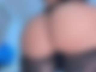 Live cam show with ScarletAndTom - Oil on luckytryst.com