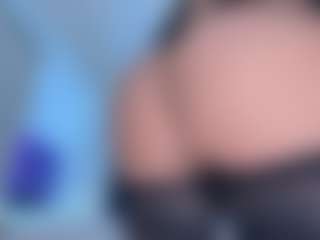 Live cam show with ScarletAndTom - Facesitting on Fling VIP Chat